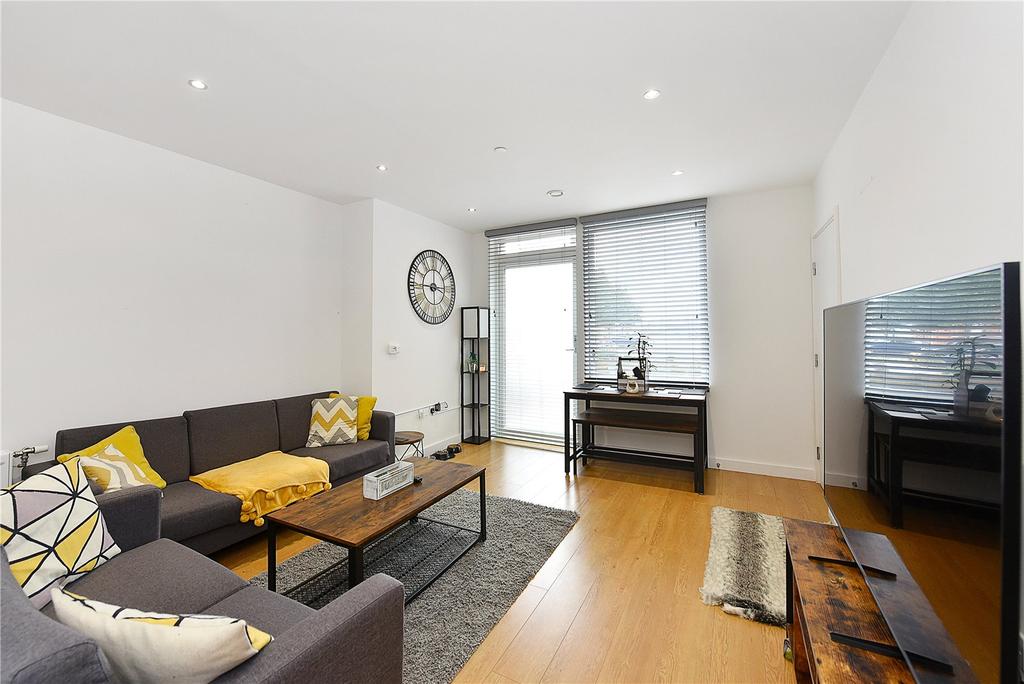 Shackleton Way, Canning Town, London, E16 2 bed apartment £495,000