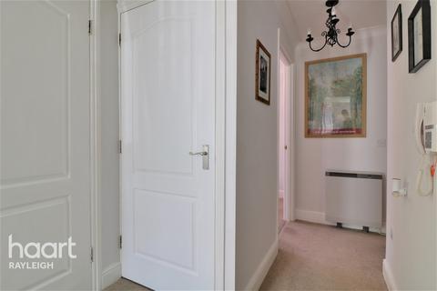 2 bedroom flat for sale - Down Hall Road, Rayleigh