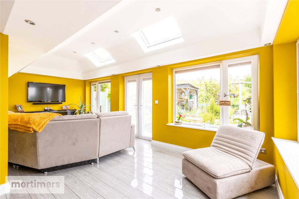 Bostons, Great Harwood, Blackburn, Lancashire, BB6 4 bed semidetached
