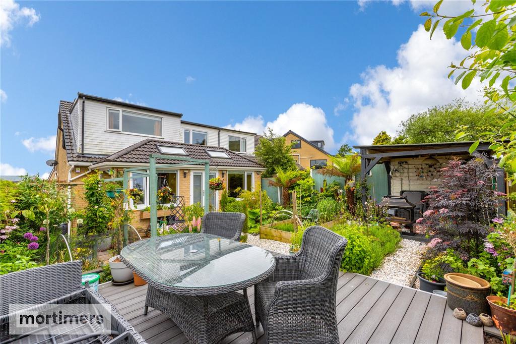 Bostons, Great Harwood, Blackburn, Lancashire, BB6 4 bed semidetached