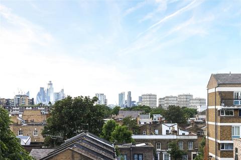 96 Hitchin Square, London, E3 5QF
