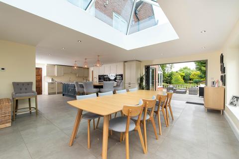 5 bedroom village house for sale - Bakers Lane, Knowle, Solihull, Warwickshire, B93