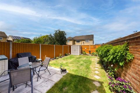 2 bedroom end of terrace house for sale, Westminster Close, Feltham, Middlesex, TW14