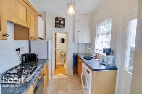37 Hearns Road, Orpington, BR5 3NF