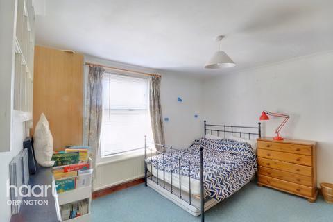 37 Hearns Road, Orpington, BR5 3NF