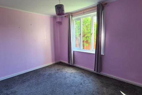 2 bedroom flat to rent - Bruce Gardens, Dalneigh, Inverness, IV3