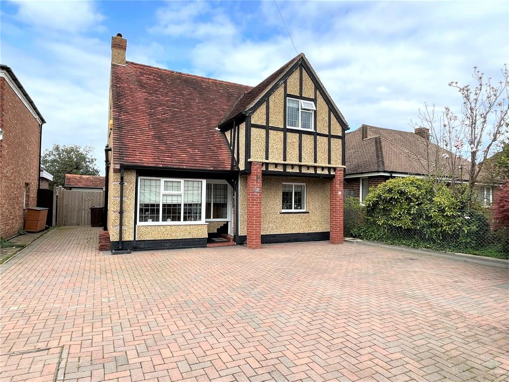 Beechcroft Road, Alverstoke, Gosport, Hampshire, PO12 4 bed detached