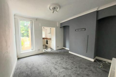 3 bedroom terraced house to rent, Cemetery Road, Barnsley S70