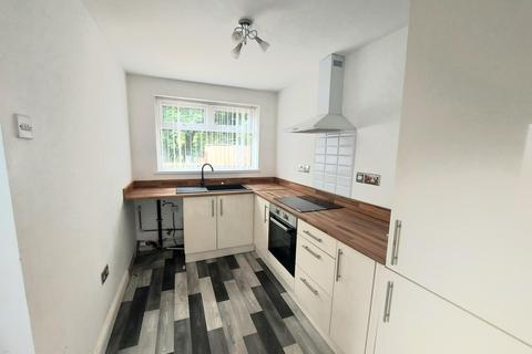 3 bedroom terraced house to rent, Cemetery Road, Barnsley S70
