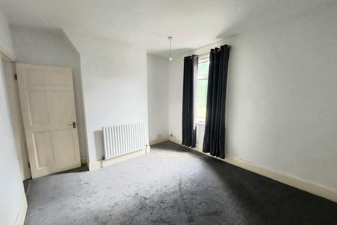 3 bedroom terraced house to rent, Cemetery Road, Barnsley S70
