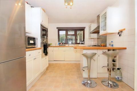 4 bedroom detached house for sale, Coppens Green, Wickford, SS12
