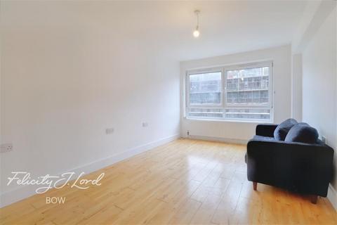 1 bedroom flat to rent, Derwent House, Southern Grove, E3