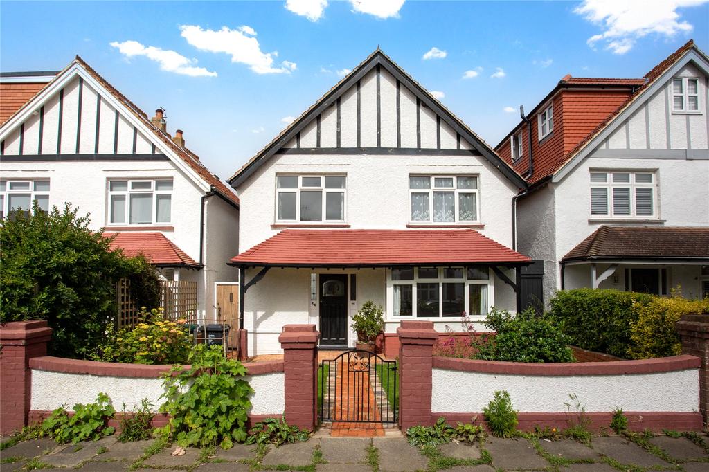Mansfield Road, Hove, East Sussex, BN3 3 bed detached house £2,230