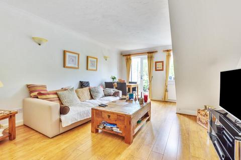 6 Burton Close, Windlesham, GU20 6QJ