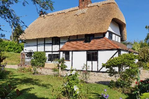4 bedroom cottage for sale, Shepherds Cottage, Brightwell Upperton