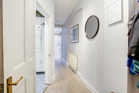 16 Maldon Road, London, W3 6SU