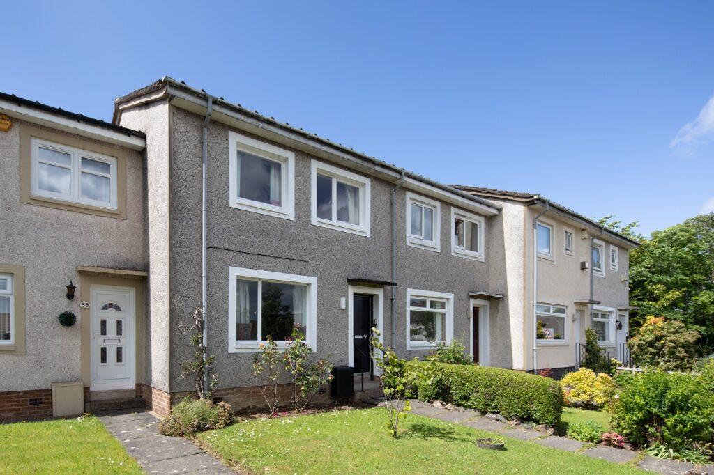 Broom Road East, Newton Mearns 3 bed terraced house for sale £159,000