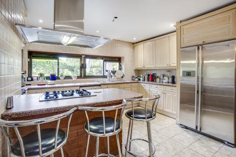 10 Paines Lane, Pinner, HA5 3DQ