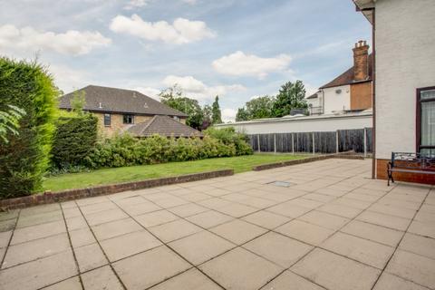 10 Paines Lane, Pinner, HA5 3DQ