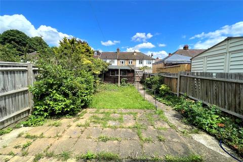 5 Banstead Way, Wallington, SM6 8NZ