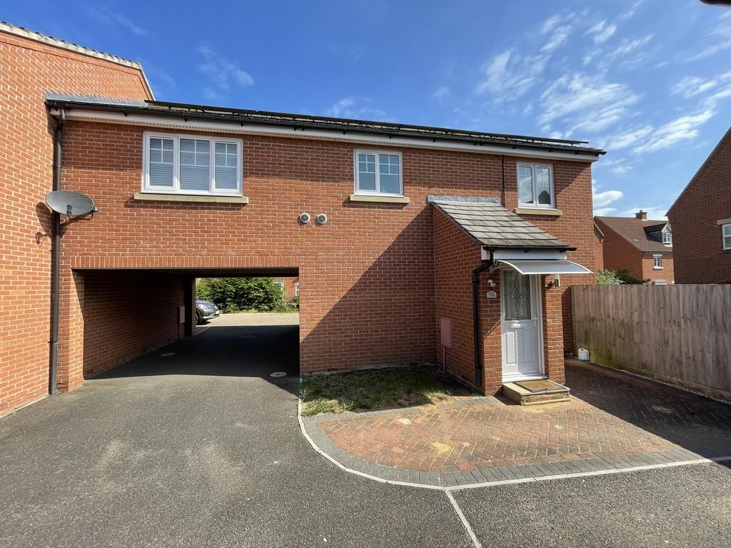 Spalding Lane, Kesgrave, IP5 2HB 2 bed for sale £200,000