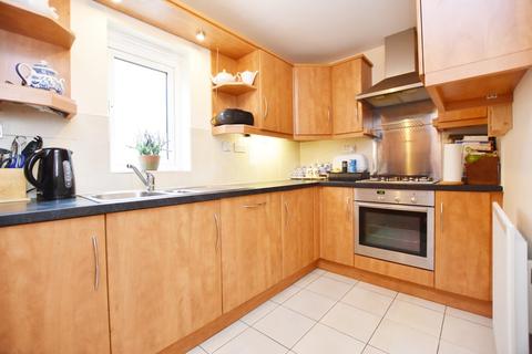 17 Fentiman Way, Harrow, HA2 8FD