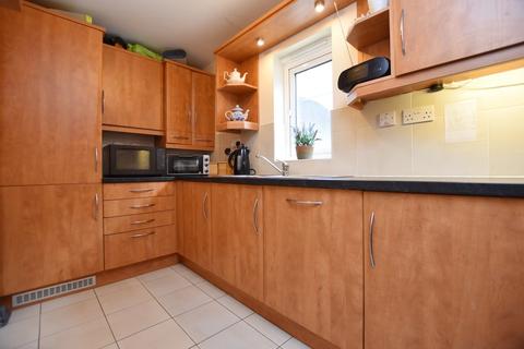 17 Fentiman Way, Harrow, HA2 8FD