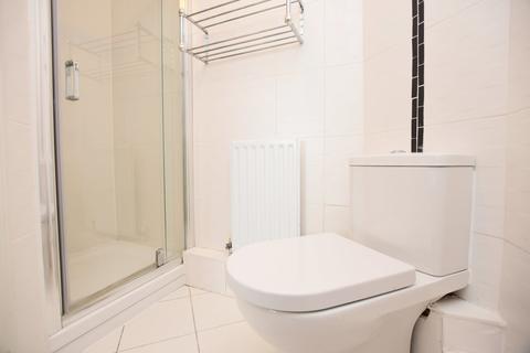 17 Fentiman Way, Harrow, HA2 8FD