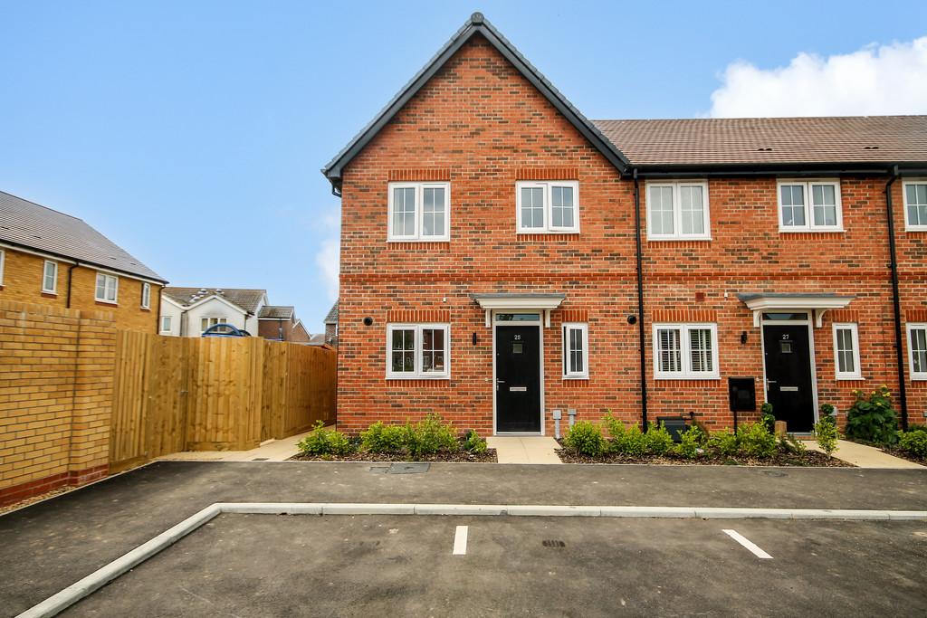 Brown Meadow Way, Lancing 2 bed end of terrace house £350,000