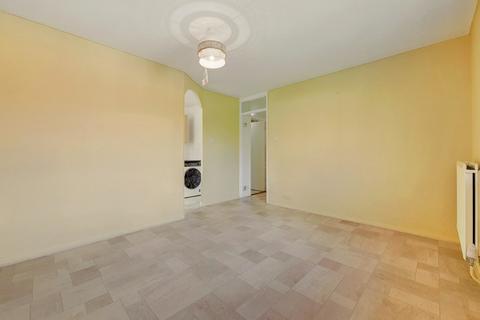 1 bedroom apartment to rent, Georgia Road, New Malden