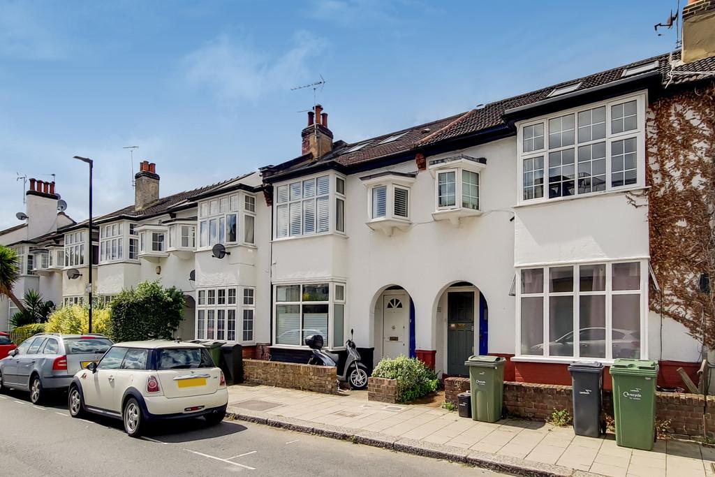 Edgeley Road, London 2 bed flat £550,000
