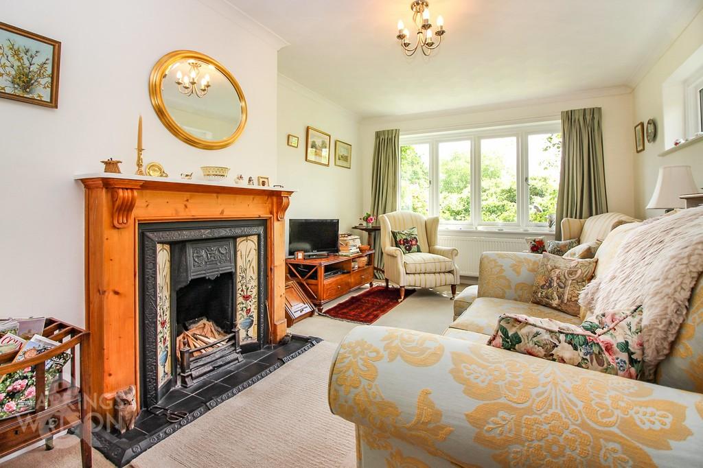 Low Road, Wortwell, Harleston 3 bed chalet for sale £395,000