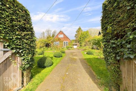 3 bedroom chalet for sale, Low Road, Wortwell, Harleston