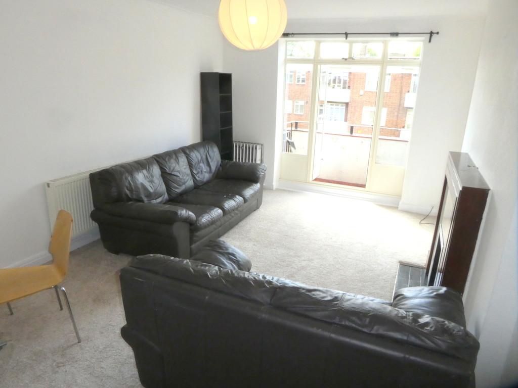 Appleby Lodge, Wilmslow Road 2 bed apartment - £1,150 pcm (£265 pw)