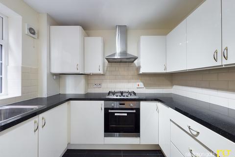 undefined, Fairfield Close, Northwood
