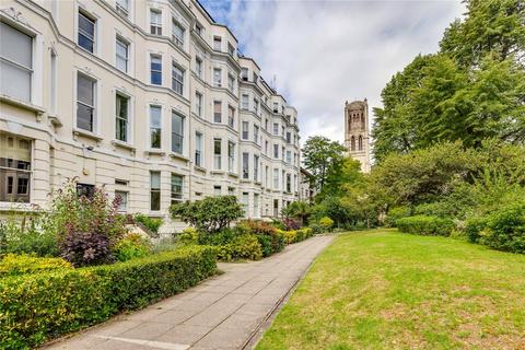 1 bedroom flat for sale, Pinehurst Court, 1-3 Colville Gardens, London