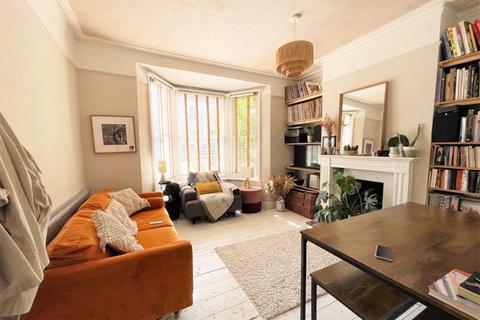 2 bedroom apartment for sale - Chester Terrace, BN1
