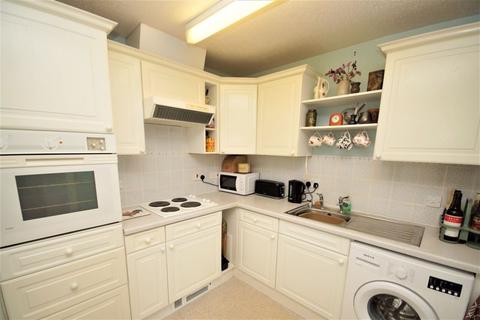 2 bedroom retirement property for sale - Central Wells - City Retirement Apartment