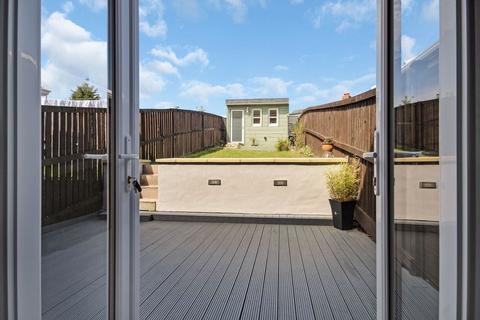 4 Chestnut Crescent, Kendray, Barnsley, S70 3NW