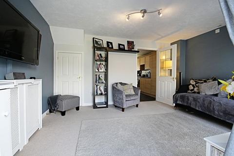 4 Chestnut Crescent, Kendray, Barnsley, S70 3NW
