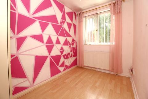 77 Bentley Lane, Walsall, WS2 8SS