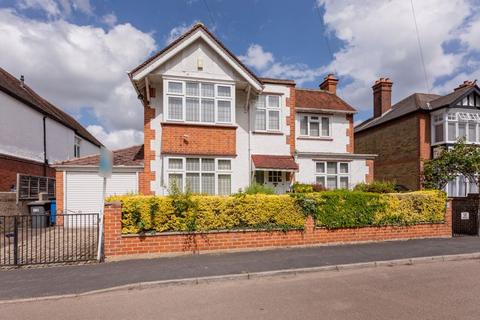 12 Buccleuch Road, Datchet, Slough, SL3 9BP