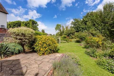 12 Buccleuch Road, Datchet, Slough, SL3 9BP