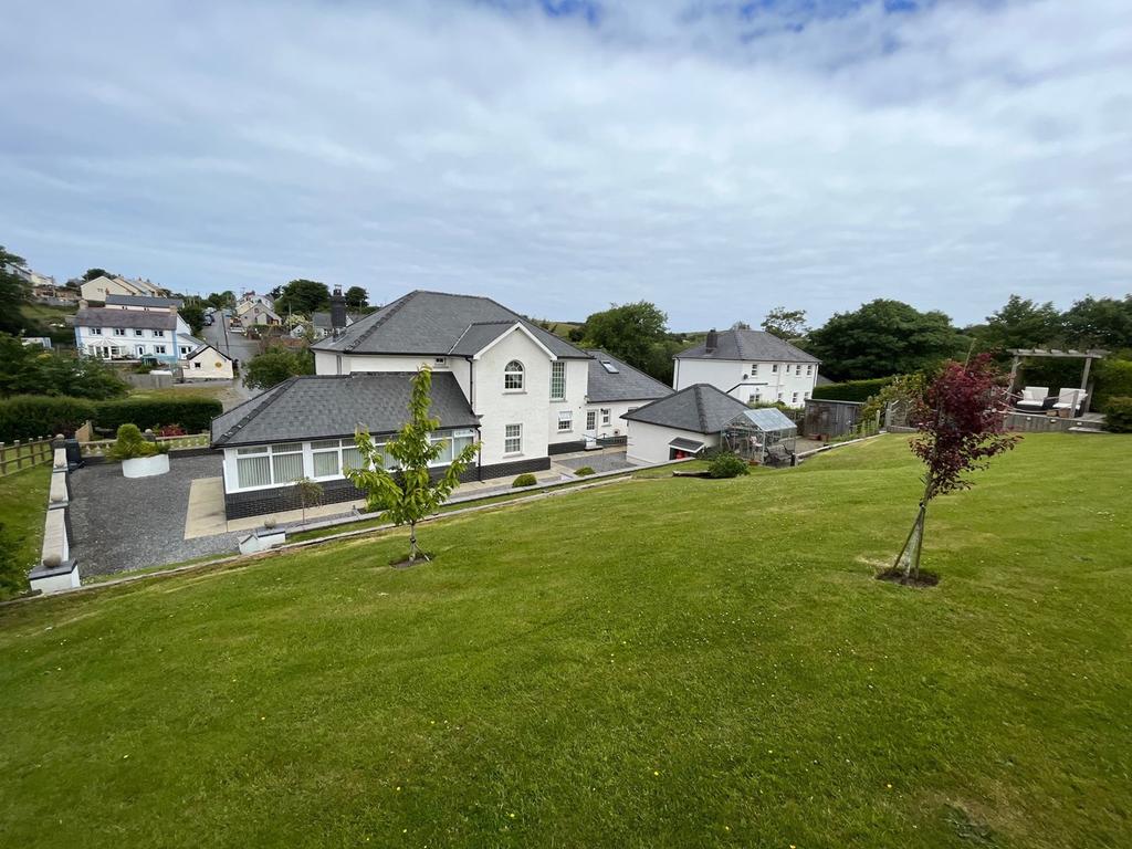 Ferwig, Cardigan, SA43 4 bed detached house for sale £720,000