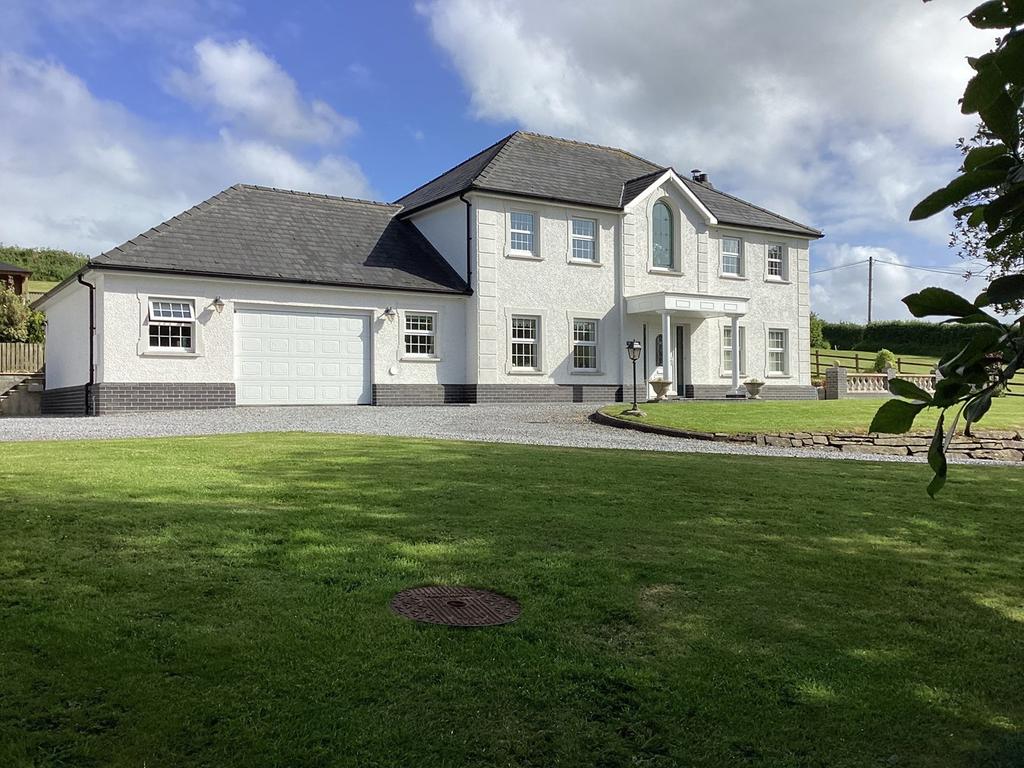 Ferwig, Cardigan, SA43 4 bed detached house for sale £720,000