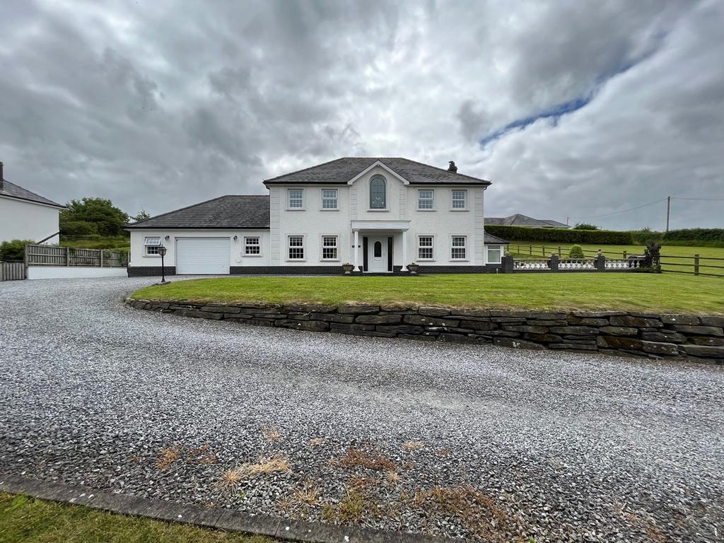 Ferwig, Cardigan, SA43 4 bed detached house for sale £675,000