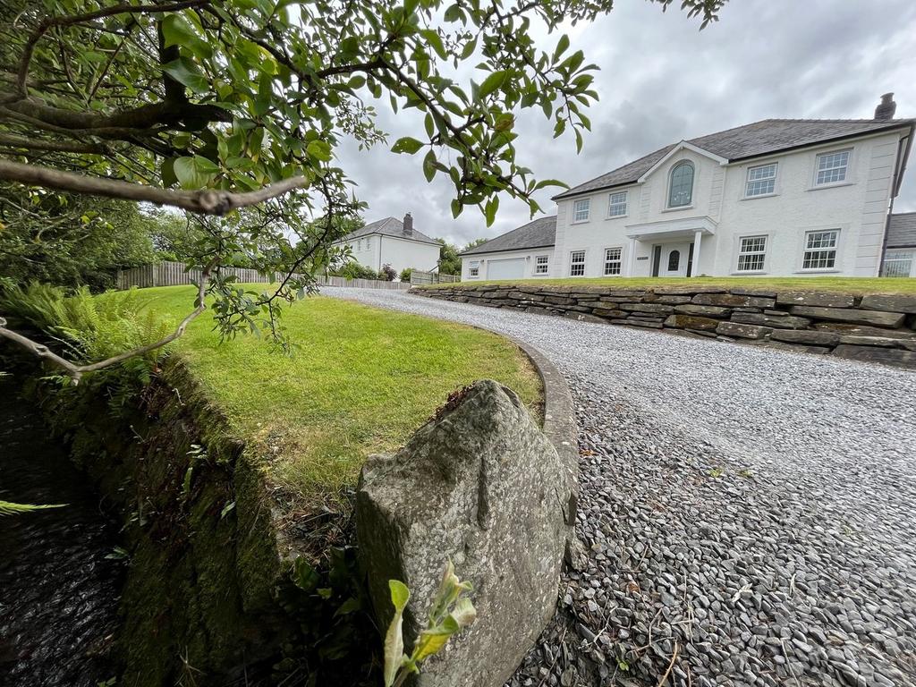 Ferwig, Cardigan, SA43 4 bed detached house for sale £675,000