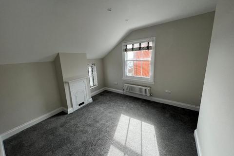 3 bedroom maisonette to rent, Upper North Street, Brighton, East Sussex, BN1 3FH