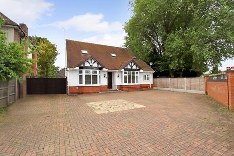 111 Barton Road, Luton, LU3 2BL