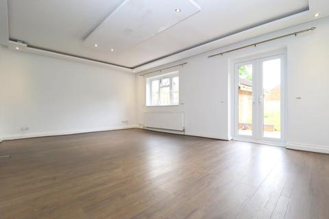 111 Barton Road, Luton, LU3 2BL